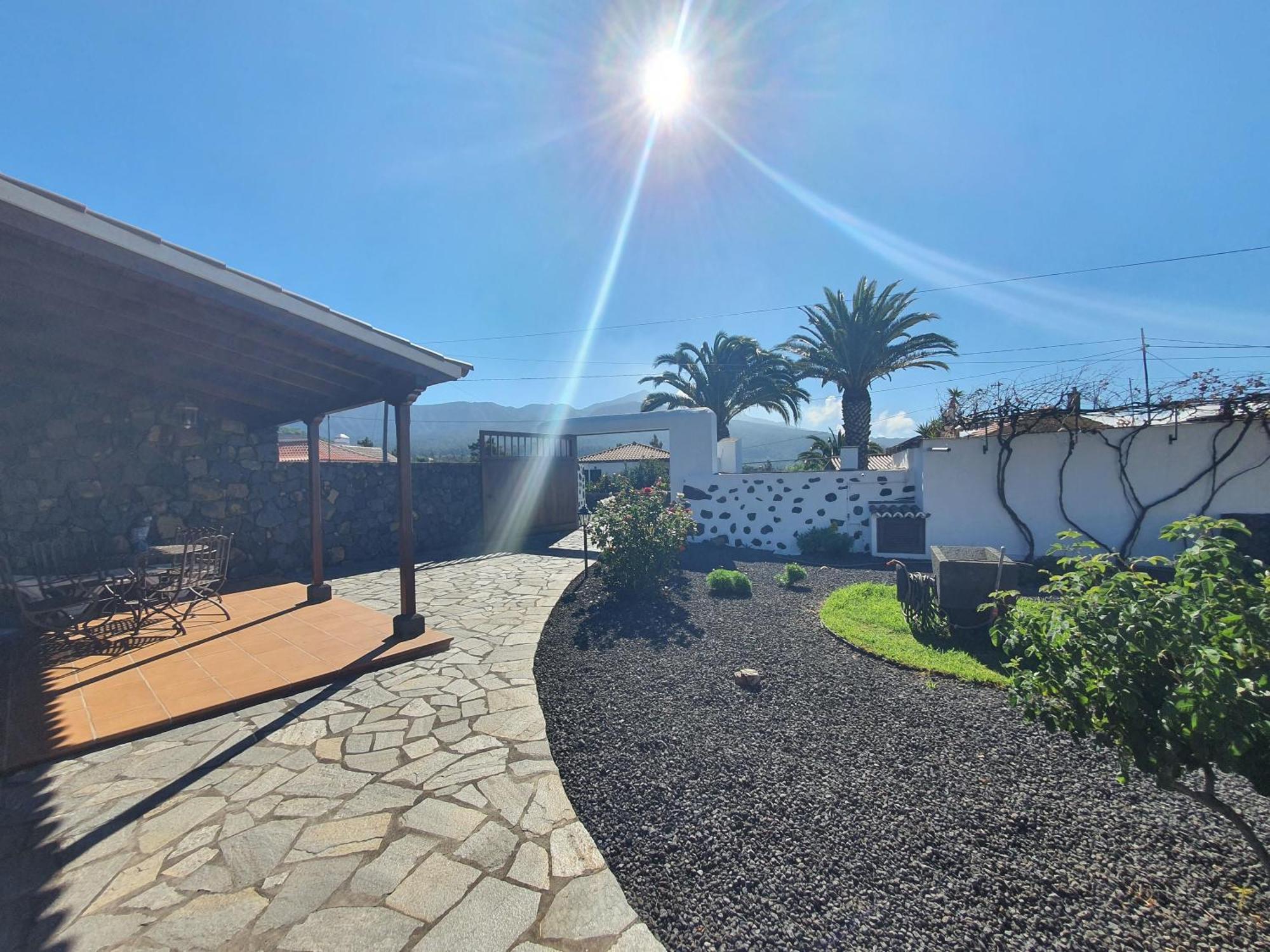 Casa Bayon Holiday home